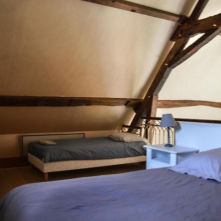 Bed and Breakfast Chambre d'hôte de charme dans maison indépendante à Preaux  Extérieur photo