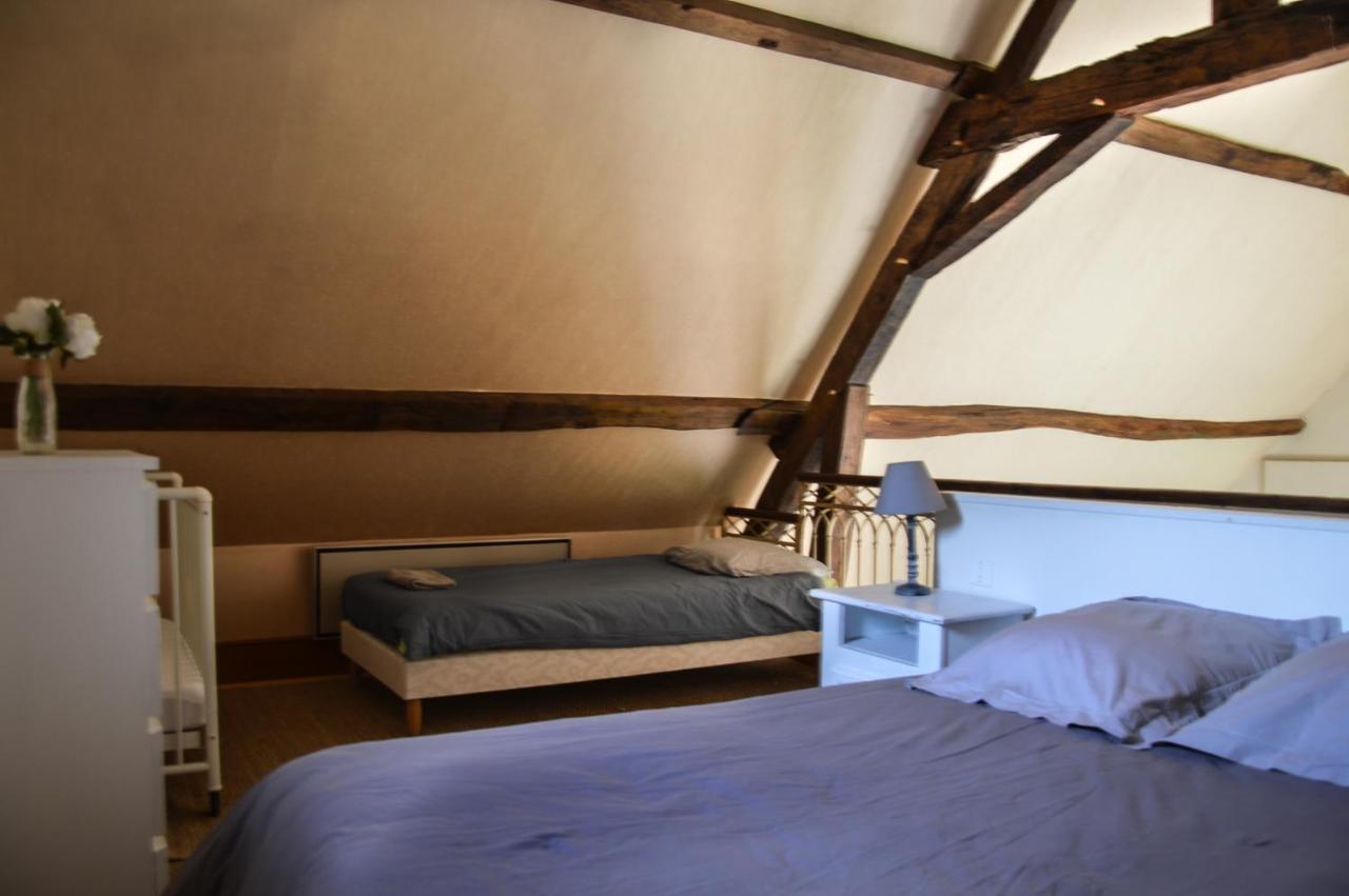 Bed and Breakfast Chambre d'hôte de charme dans maison indépendante à Preaux  Extérieur photo