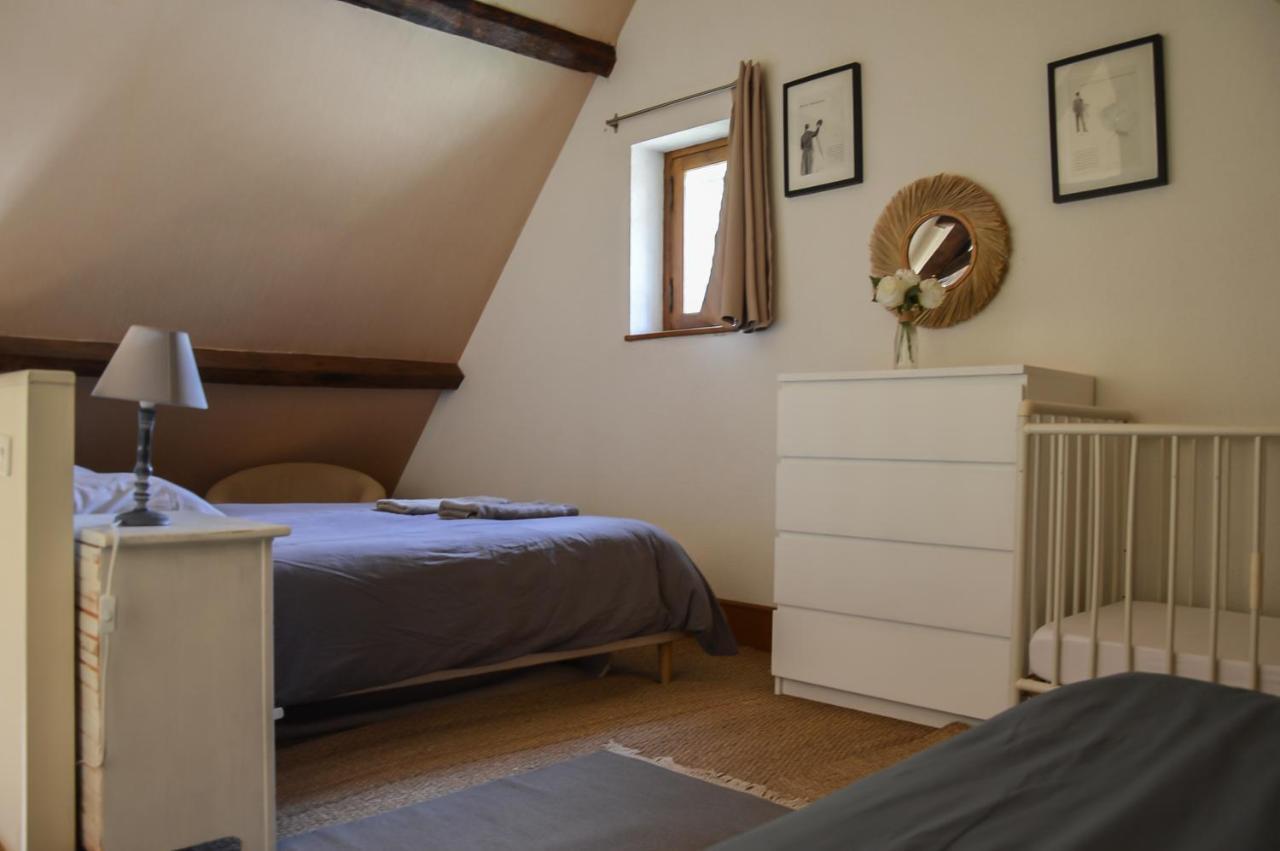 Bed and Breakfast Chambre d'hôte de charme dans maison indépendante à Preaux  Extérieur photo